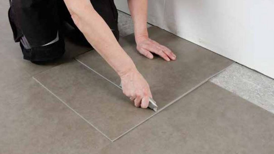 Comment Poser Un Sol Pvc Coller En Lames Et Dalles Forbo Flooring